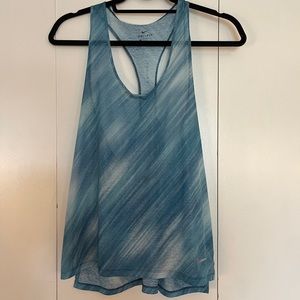 Nike Dri- fit lose fitted tank in Large